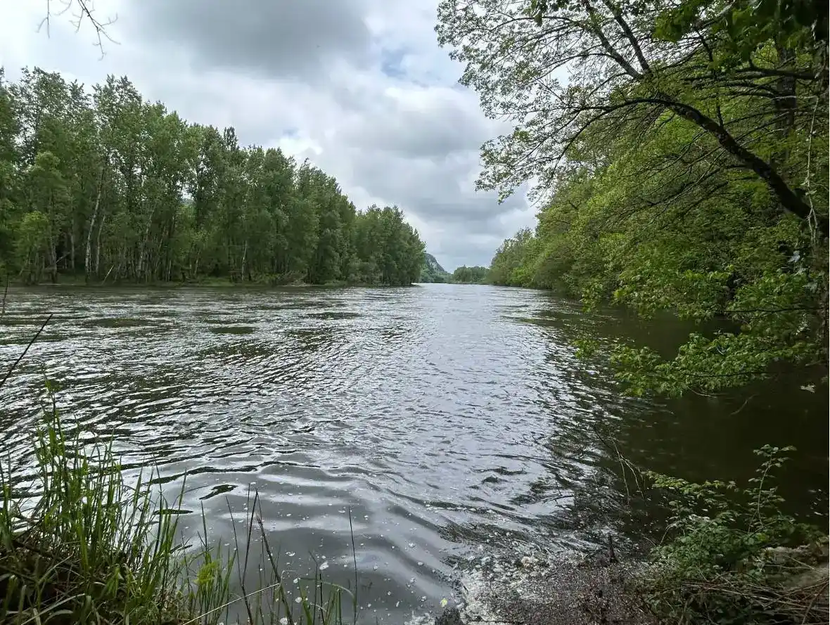 Camping près du rivière Argentat
